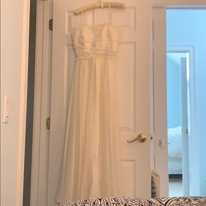 Monique Lhuillier white dress